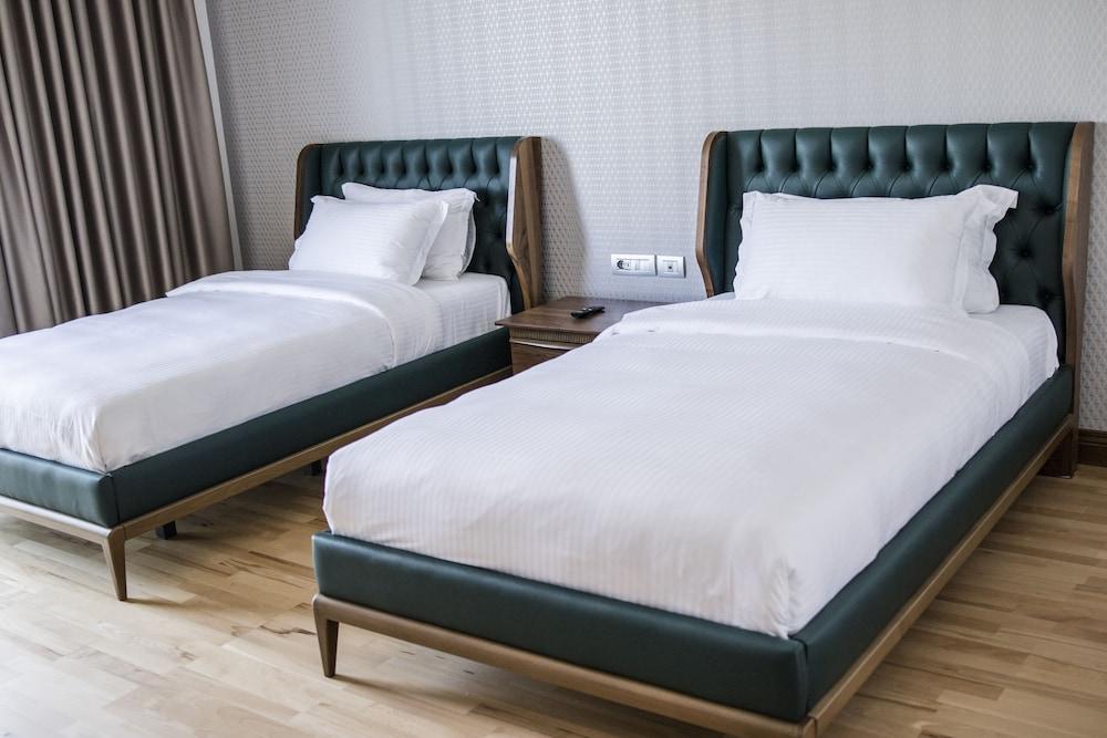 Prestige Resort Durres Qerret ภายนอก รูปภาพ