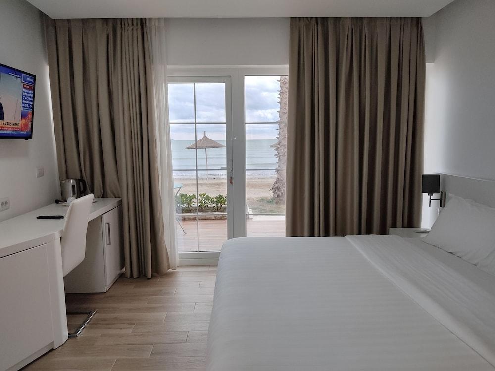 Prestige Resort Durres Qerret ภายนอก รูปภาพ