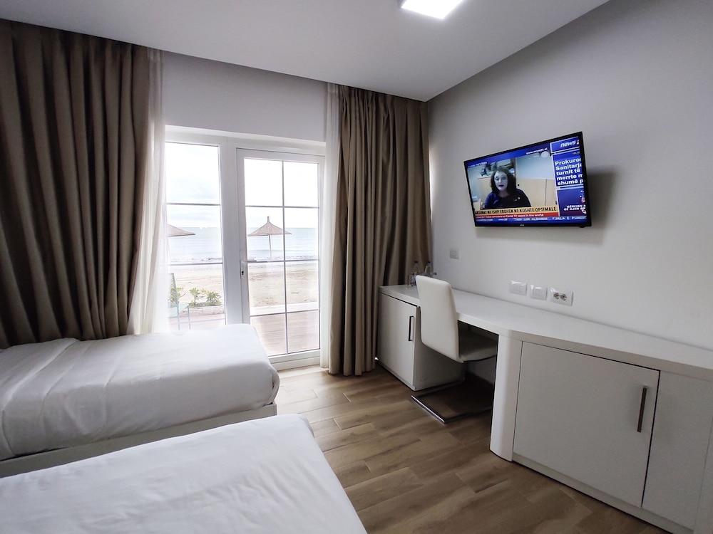 Prestige Resort Durres Qerret ภายนอก รูปภาพ