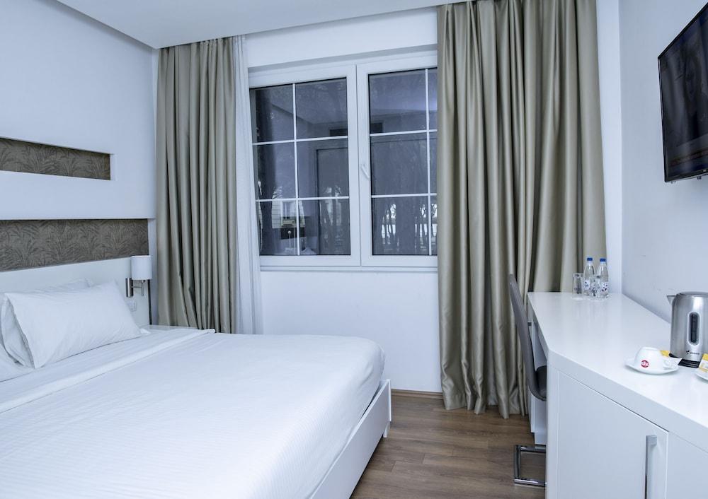 Prestige Resort Durres Qerret ภายนอก รูปภาพ