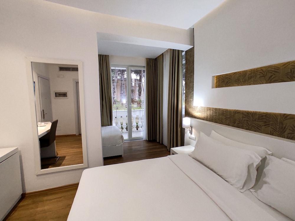 Prestige Resort Durres Qerret ภายนอก รูปภาพ