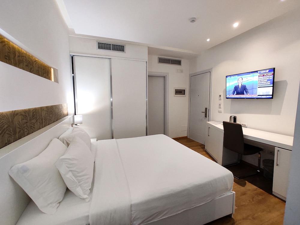 Prestige Resort Durres Qerret ภายนอก รูปภาพ